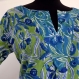 Longue tunique kurta verte imprimée block print à motifs fleurs bleues 