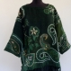 Reserve pull tunique châle vert bouteille en pure laine avec dessins rebrodés au fil de laine 