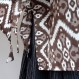 Tunique ample marron et blanc fuchsia africa en coton imprimé ethnique ikat 