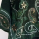 Reserve pull tunique châle vert bouteille en pure laine avec dessins rebrodés au fil de laine 