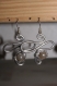 Boucles d'oreilles en fil d'aluminium argenté et sa perle