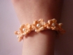 Bracelet de fleurs au crochet avec perles blanches 