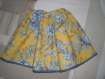 Jupe ample pour fillette jaune fleurs bleues 