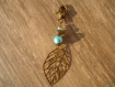Bijou de sac ou porte clés avec perle nacrée turquoise 