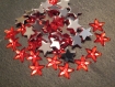 Lot de 100 petites étoile strass acrylique 10mm rouge 