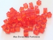 10 perles carré / cube acrylique 7mm couleur rouge 