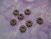 Perles intercalaires 8 mm en forme de fleurs (grand modèle) par lot de 10 
