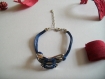 Trés joli bracelet bleu argenté 