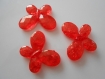 Lot de 5 perles acrylique papillon craquelé rouge à facette 3x2.2cm 