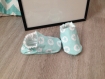 Jolie paire de chaussons souples pour bébé 