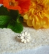 Bague enfant réglable fleur blanche 