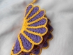 "kougloff" mamique au crochet violet et jaune 