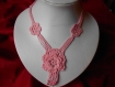 Collier crochet rose 