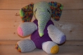 Elephant bariolé crocheté main 