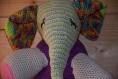 Elephant bariolé crocheté main 