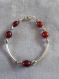 Br157- bracelet en métal argenté et perles en verre rouge de style romantique 