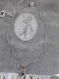 C133- chaîne en argent 925 avec un pendentif rond en argent et cristal kaki 