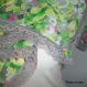 Foulard viscose vert/rose/gris à fleurs et petite dentelle grise - 617 - 