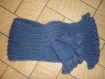 Belle echarpe femme tricotee main fantaisie 