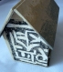 Boîte à bijoux forme maison en tissu africain 