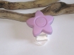 Pince clip attache tétine silicone fleur violette 