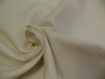 Coupon de tissu frou-frou blanc, velours fin 
