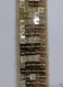 Galon à paillettes doré brillant de 2,5 cm de large.
