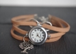 Montre bracelet pendentif arbre et signe infini montre bracelet couleur marron clair 