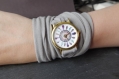 Montre bracelet elastique poignet montre mode accessoire femme montre poignet tatouage de couverture 