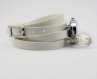 Montre bracelet blanc trois rangs et pendentif pissenlit monter avec globe en verre et graines pissenlit 