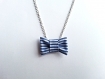 Collier petit noeud en tissu bleu et blanc *marinière* 