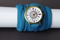 Montre bracelet bleu elastique poignet montre mode accessoire femme montre poignet tatouage de couverture 
