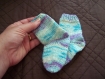 Chaussettes bleu et violet bébé taille naissance 