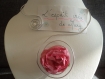 Rosine: collier spirale argenté avec sa fleur rose idéal pour la st valentin 