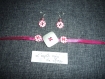 Parure: bracelet et boucles d'oreilles en boutons design vichy rose foncé 