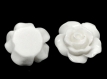 Lot de 10 fleurs cabochons en résine blanche 10 mm 