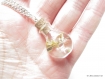 Collection transparence printanière - collier estival fiole résine avec véritable fleur séchée jaune 