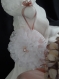 Savon décoré (100gr)parfum pivoine(collection jeanne en provence )style shabby chic romantique à suspendre en voile de pumetis blanc 