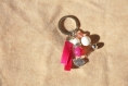 Bijoux de sac / porte clés rose avec un oiseau en métal 