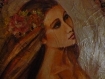 Peinture mixte sur toile ' douce fleur 'femme dans un ovale argent