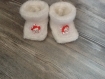 Chaussons bebe laine 0/6 mois blanc avec décor personnage 