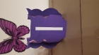 Carte en forme de chouette violette 