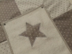Housse de matelas à langer en coton avec 2 serviettes pressionnées motif étoile gris et blanc 