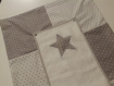 Housse de matelas à langer en coton avec 2 serviettes pressionnées motif étoile gris et blanc 