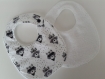Bavoirs bébé en éponge blanche et coton motifs graphique fermeture par pression taille 0-6 mois 