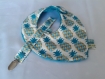 Baby box mini : attache-tétine et bavoir bandana aux motifs ananas bleu canard et moutarde 