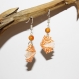 Boucles d'oreilles en origami en forme de lotus orange et blanc à rayure 