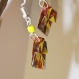 Boucles d'oreilles en origami en forme de pochette marron et jaune à fleurs 