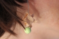 Boucles d'oreilles en origami en forme de tortue beige 