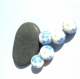Lot de 2 perles en verre fleurs bleues 10 mm 